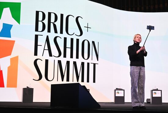 Форум BRICS+ Fashion Summit. Пленарная сессия 