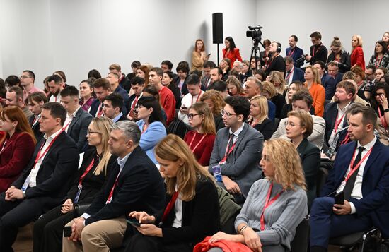 III КМУ-2023. Развитие человеческого капитала со школьной скамьи