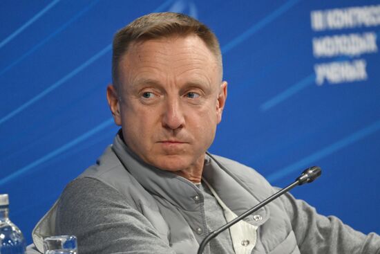 III КМУ-2023. Развитие человеческого капитала со школьной скамьи