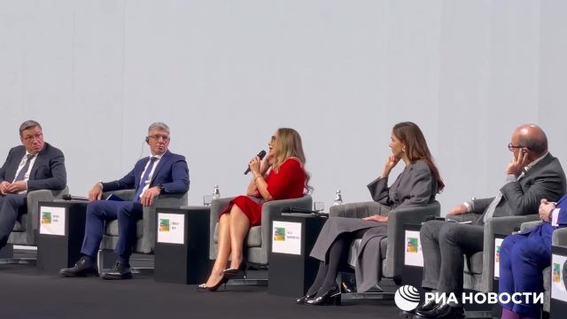Орнелла Мути приехала в Москву на BRICS+ Fashion Summit