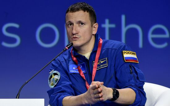 III КМУ-2023. Интерактивная встреча с российскими космонавтами "Быть первыми" 