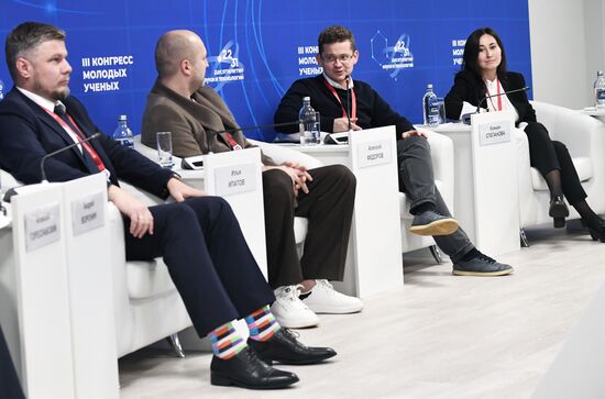 III КМУ-2023. SciComm: что получается, когда соединяются ученые и креативщики?