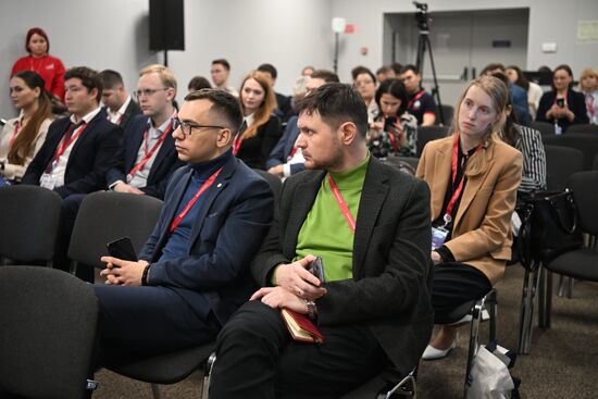 III КМУ-2023. Встреча СМУ и СНО с координатором Координационного совета по делам молодежи в научной и образовательной сферах Совета при Президенте Российской Федерации по науке и образованию Уральский федеральный округ