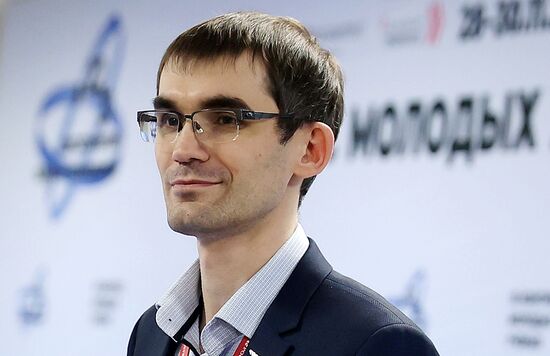 III КМУ-2023. Встреча СМУ и СНО с координатором Координационного совета по делам молодежи в научной и образовательной сферах Совета при Президенте РФ по науке и образованию Северо-Кавказского федерального округа