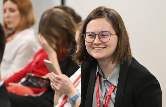 III КМУ-2023. Встреча СМУ и СНО с координатором Координационного совета по делам молодежи в научной и образовательной сферах Совета при президенте РФ по науке и образованию. Северо-Западный федеральный округ