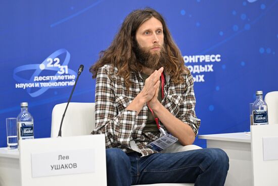 III КМУ-2023. Художник vs технологии: новые грани партнерства науки и искусства