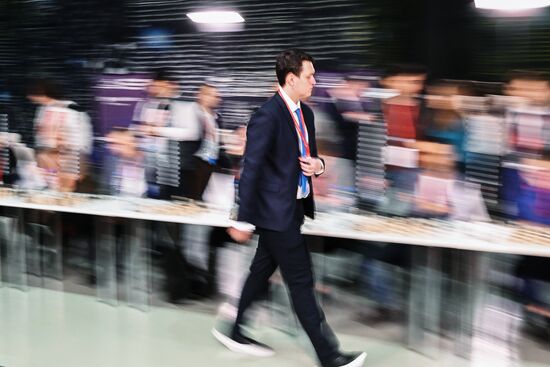 III КМУ-2023. Сеанс одновременной игры по шахматам с международным гроссмейстером Данилой Павловым