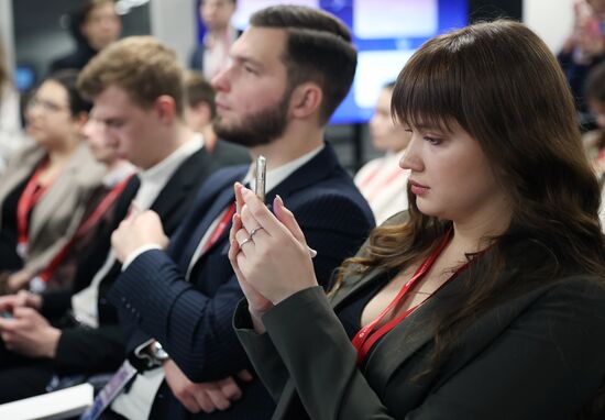 III КМУ-2023. Искусственный интеллект для науки: синергия достижений