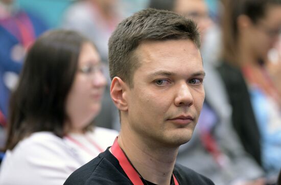 III КМУ-2023. Питч-сессия "Наука за 10 минут: грантополучатели РНФ рассказывают о своих исследованиях"