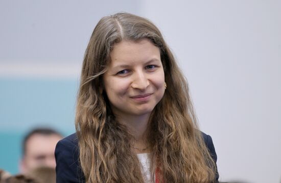 III КМУ-2023. Питч-сессия "Наука за 10 минут: грантополучатели РНФ рассказывают о своих исследованиях"