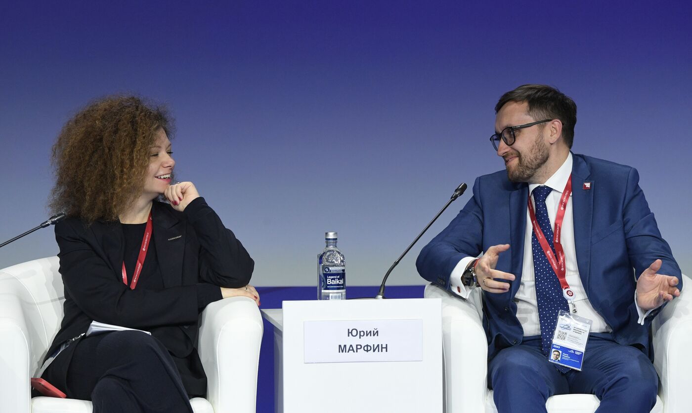 III КМУ-2023. Реверсивный трансфер знаний: от корпораций к вузам