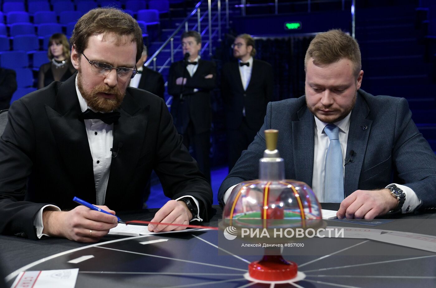 III КМУ-2023. Интеллектуальная игра "Что? Где? Когда?"