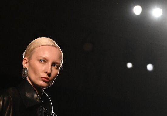 Модные показы в рамках "BRICS+ Fashion Summit"