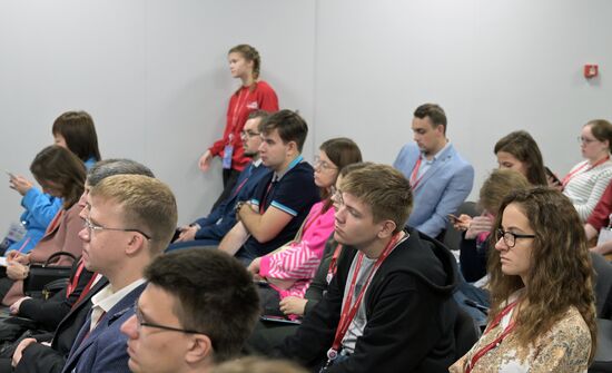 III КМУ-2023. Суперпатогены: новый цивилизационный вызов