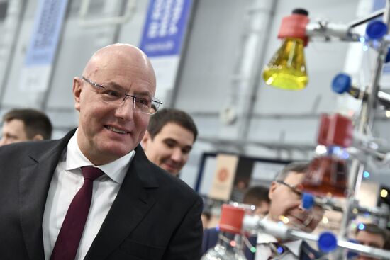 Вице-премьер РФ Д. Чернышенко посетил III Конгресс молодых ученых