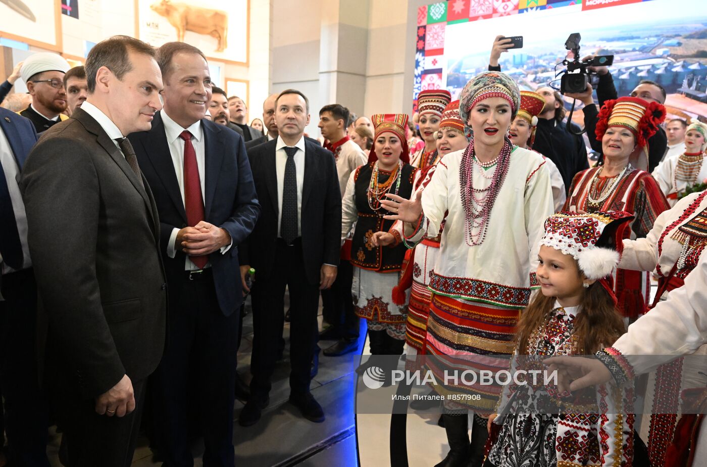 Выставка "Россия". День Региона - Республика Мордовия