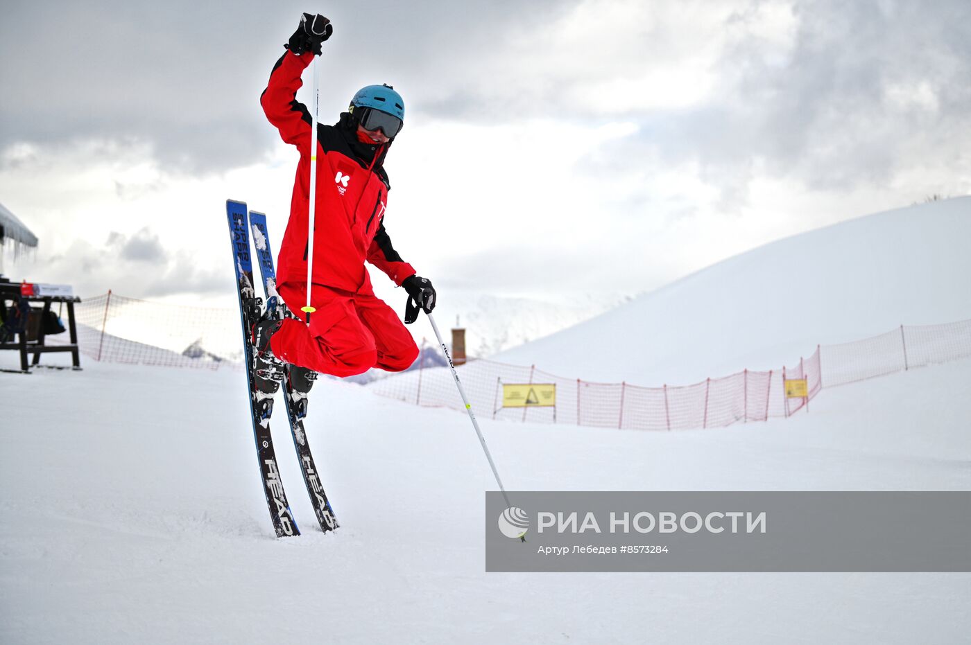 Старт зимнего сезона на горнолыжном курорте "Красная Поляна"