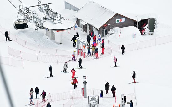 Старт зимнего сезона на горнолыжном курорте "Красная Поляна"