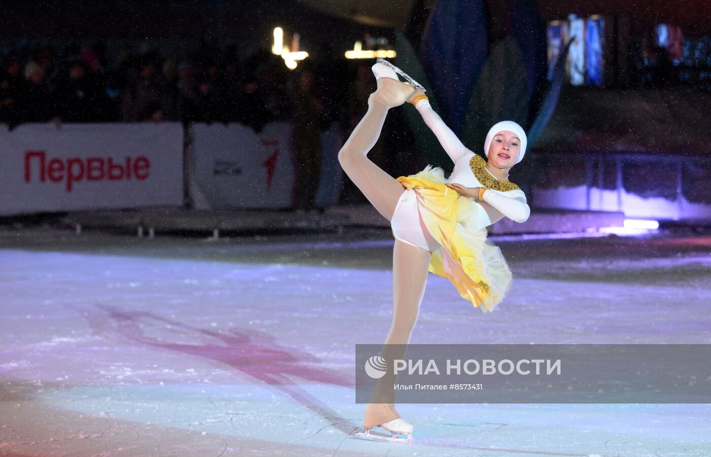 Выставка "Россия".Ледовое шоу "Сказки Евгения Плющенко"