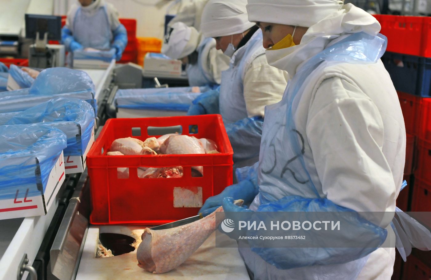 Изготовление мясной продукции на предприятии "Тамбовская индейка"