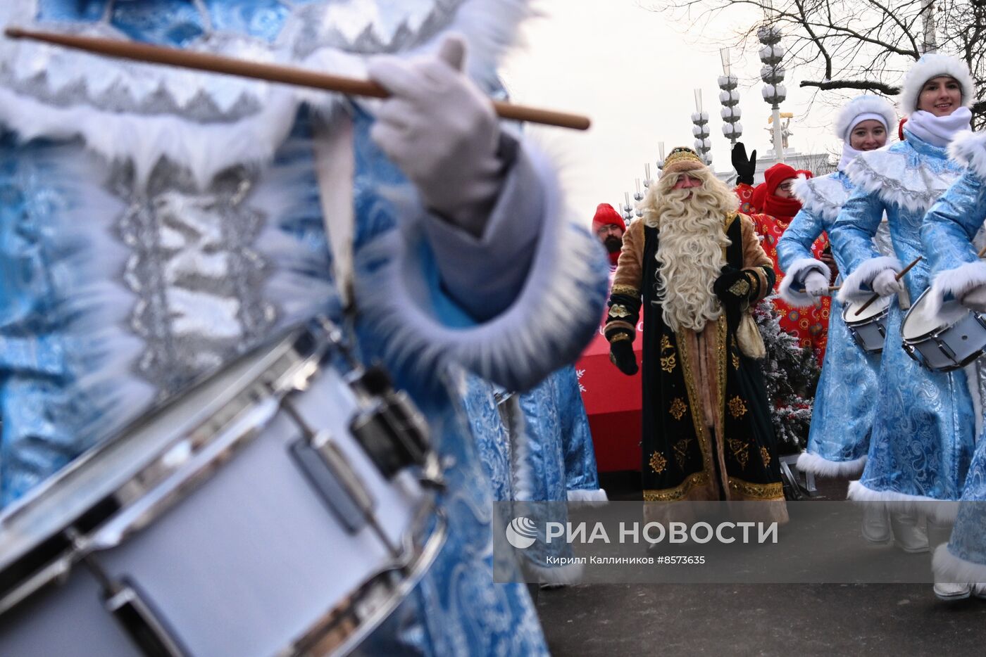 Выставка "Россия". День Деда Мороза: Кыш Бабай