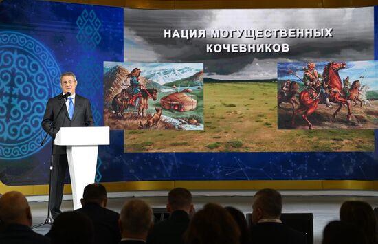 Международная выставка-форум "Россия"
День региона. Республика Башкортостан
Открытие Дня Региона, презентация Республики Башкортостан, Павильон № 75 (зал А, зона культурных проектов)
Радий Хабиров, Глава Республики Башкортостан
Место: Россия, Москва. Автор: Алексей Майшев/РИА Новости. Выставка "Россия". День региона. Республика Башкортостан