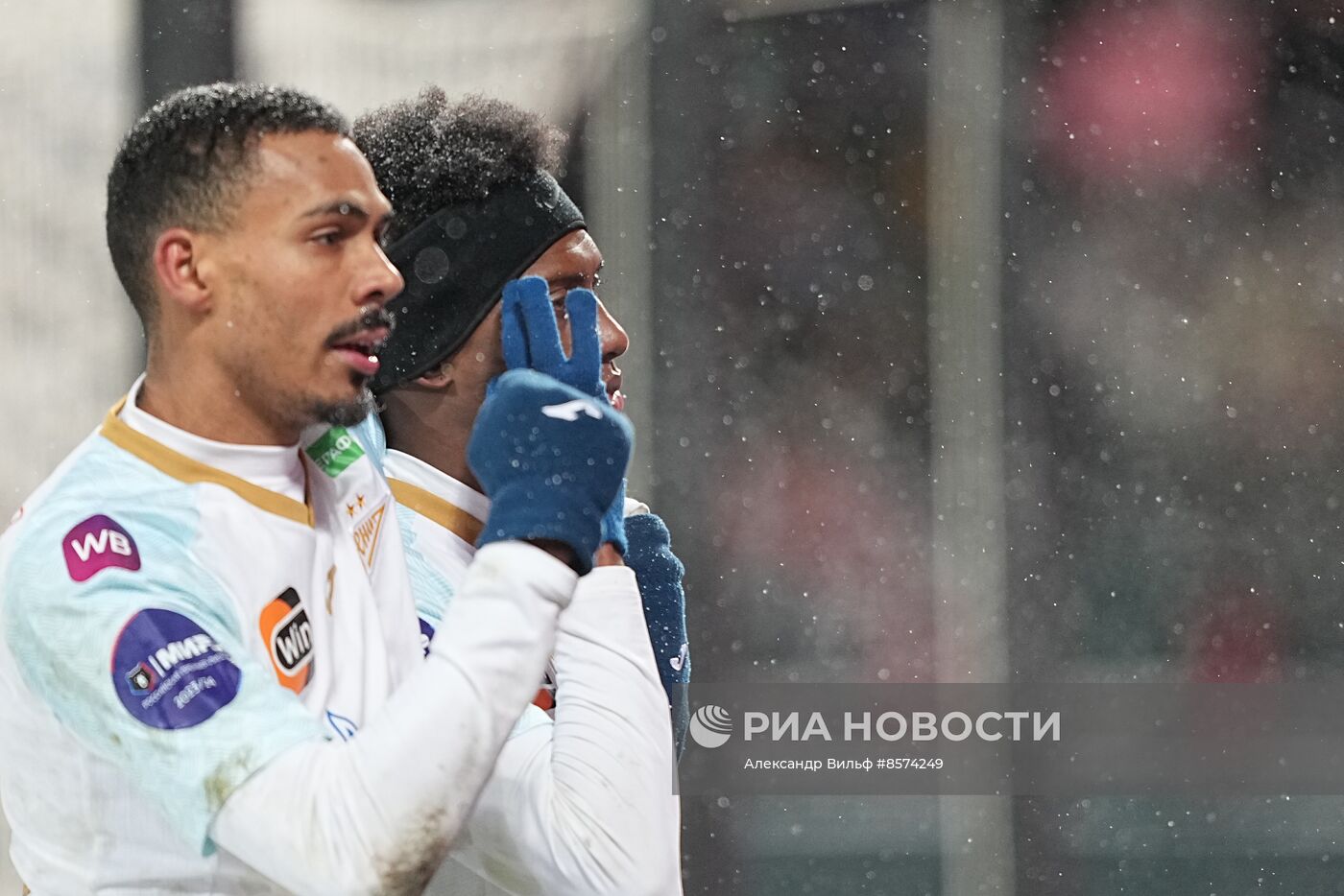 Футбол. РПЛ. Матч "Локомотив" - "Зенит"