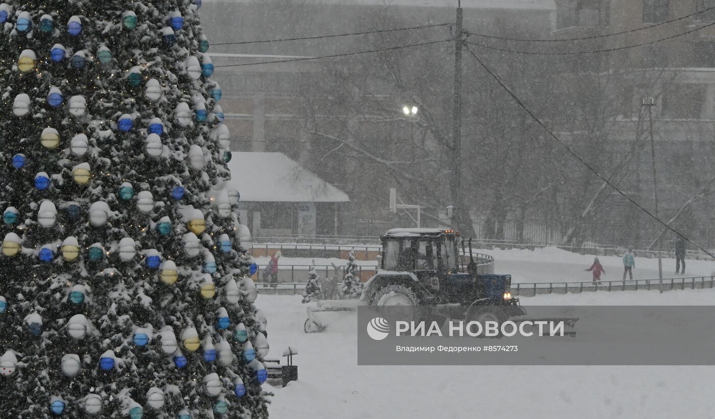 Снег в Москве