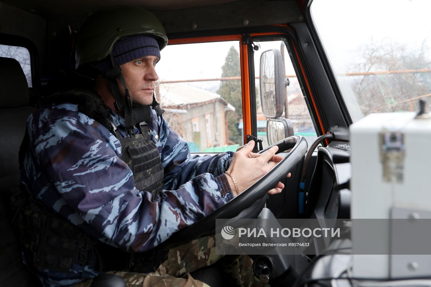Подвоз воды жителям Ленинского района Донецка