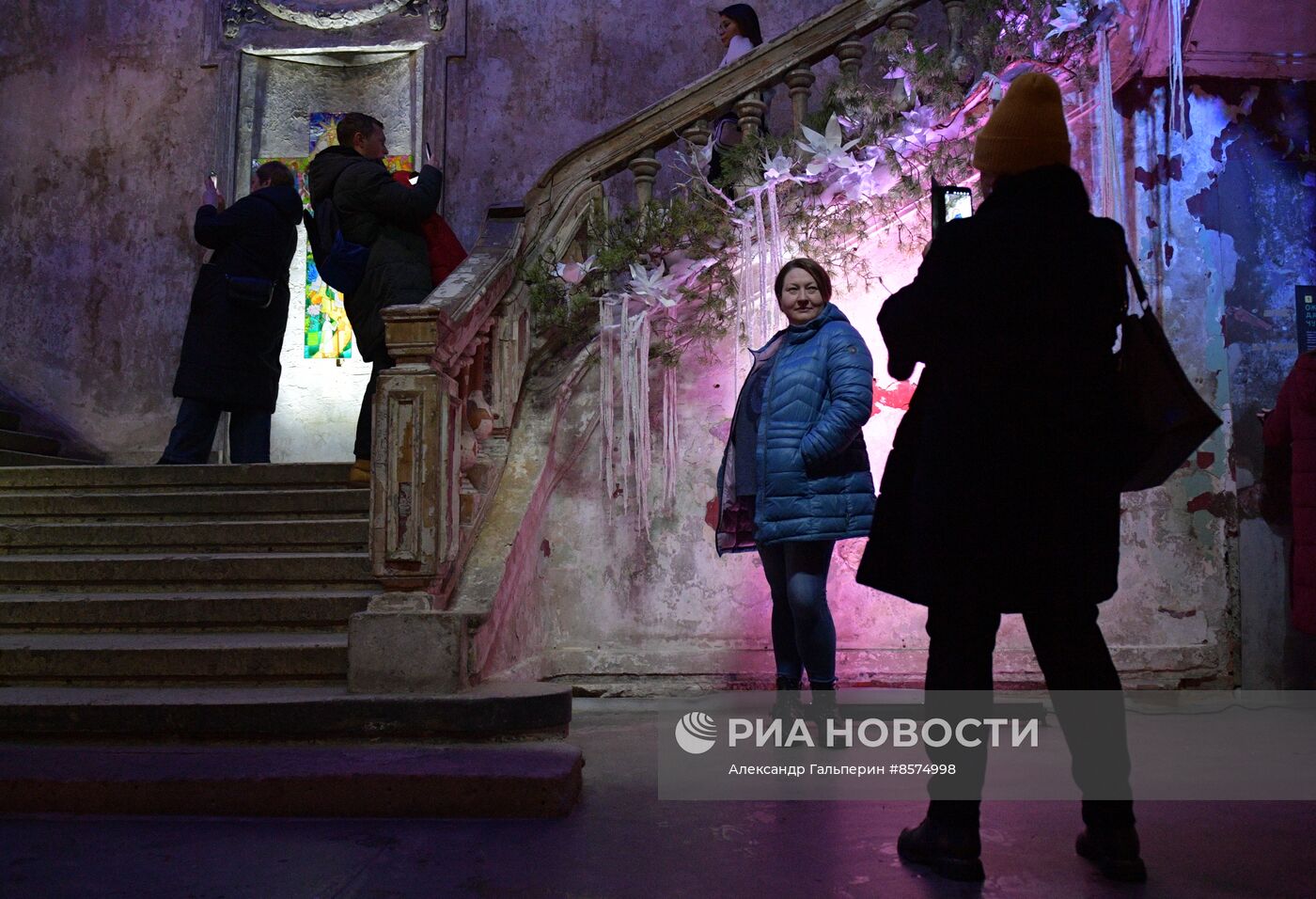  Мультимедийная выставка "Рождество" в лютеранской церкви Анненкирхе