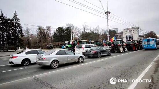 Фермеры в Кишиневе продолжают акции протеста