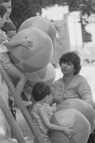 Трест "Орджоникидзенефть"