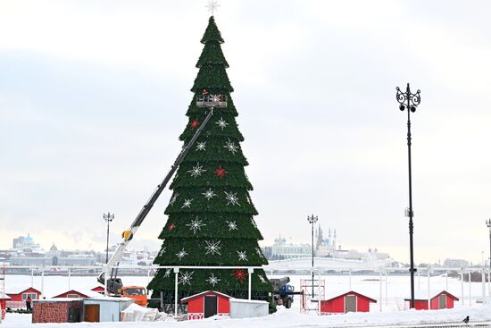 Подготовка к Новому году в Казани