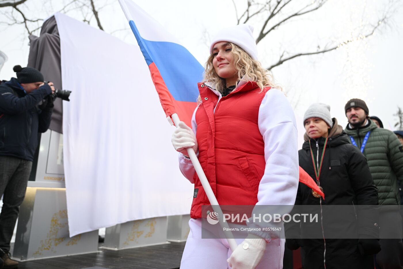 Выставка "Россия". Открытие "Аллеи славы" Российского общества "Знание"