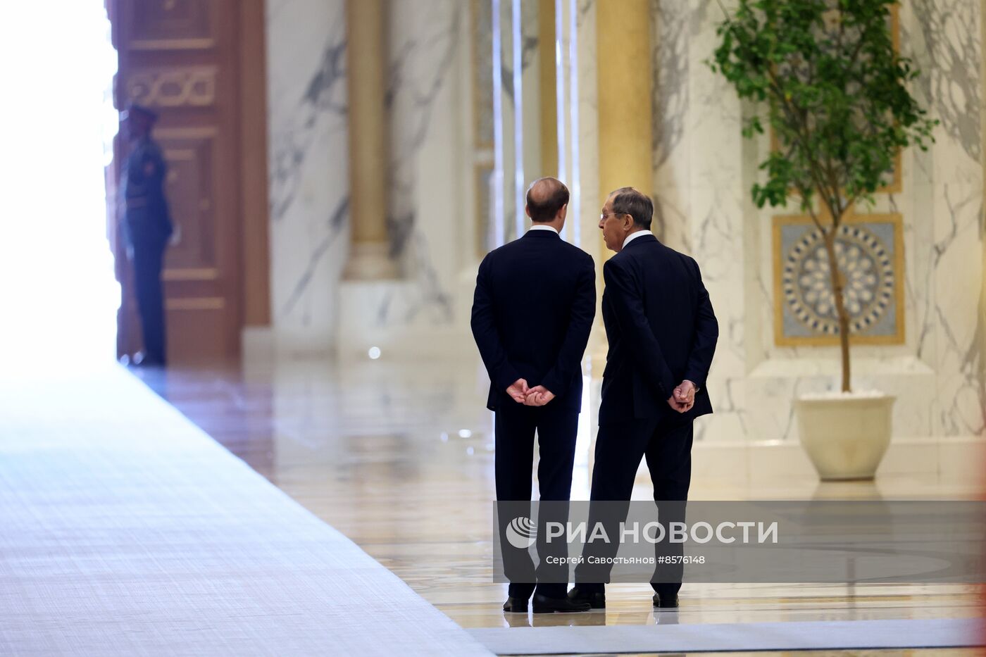 Визит президента РФ В. Путина в ОАЭ