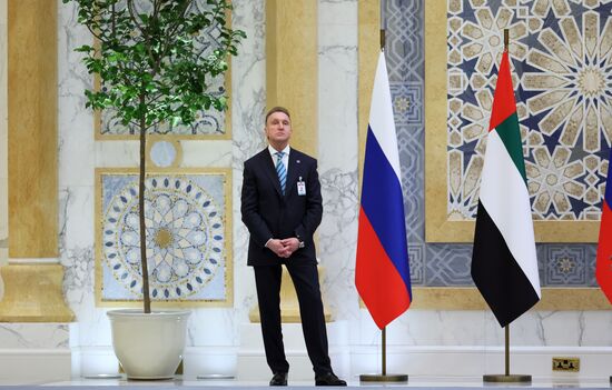 Визит президента РФ В. Путина в ОАЭ