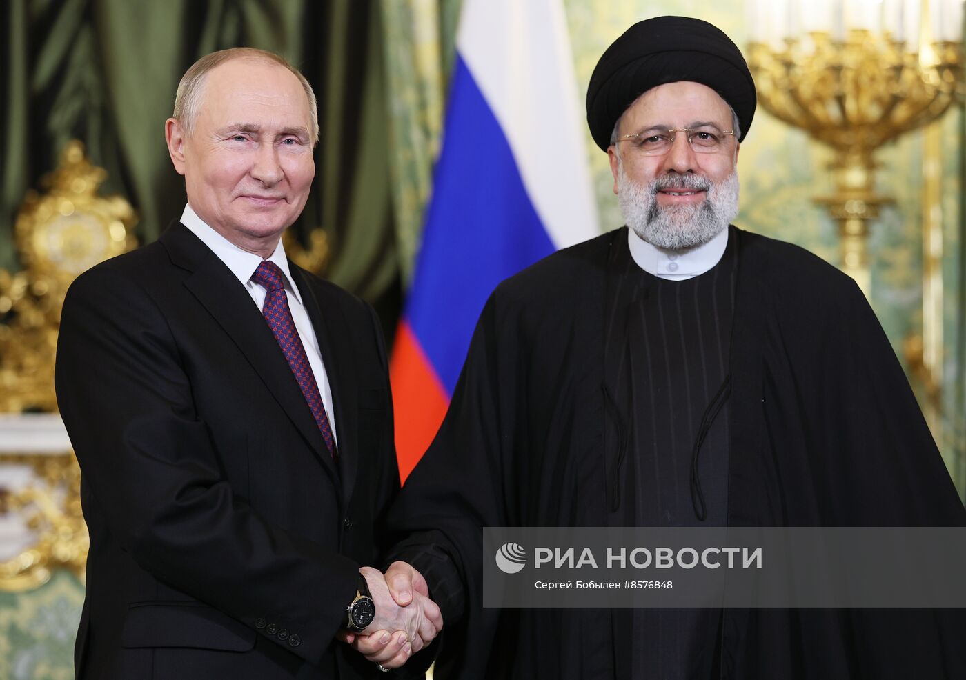 Встреча президента РФ В. Путина и президента Ирана Э. Раиси