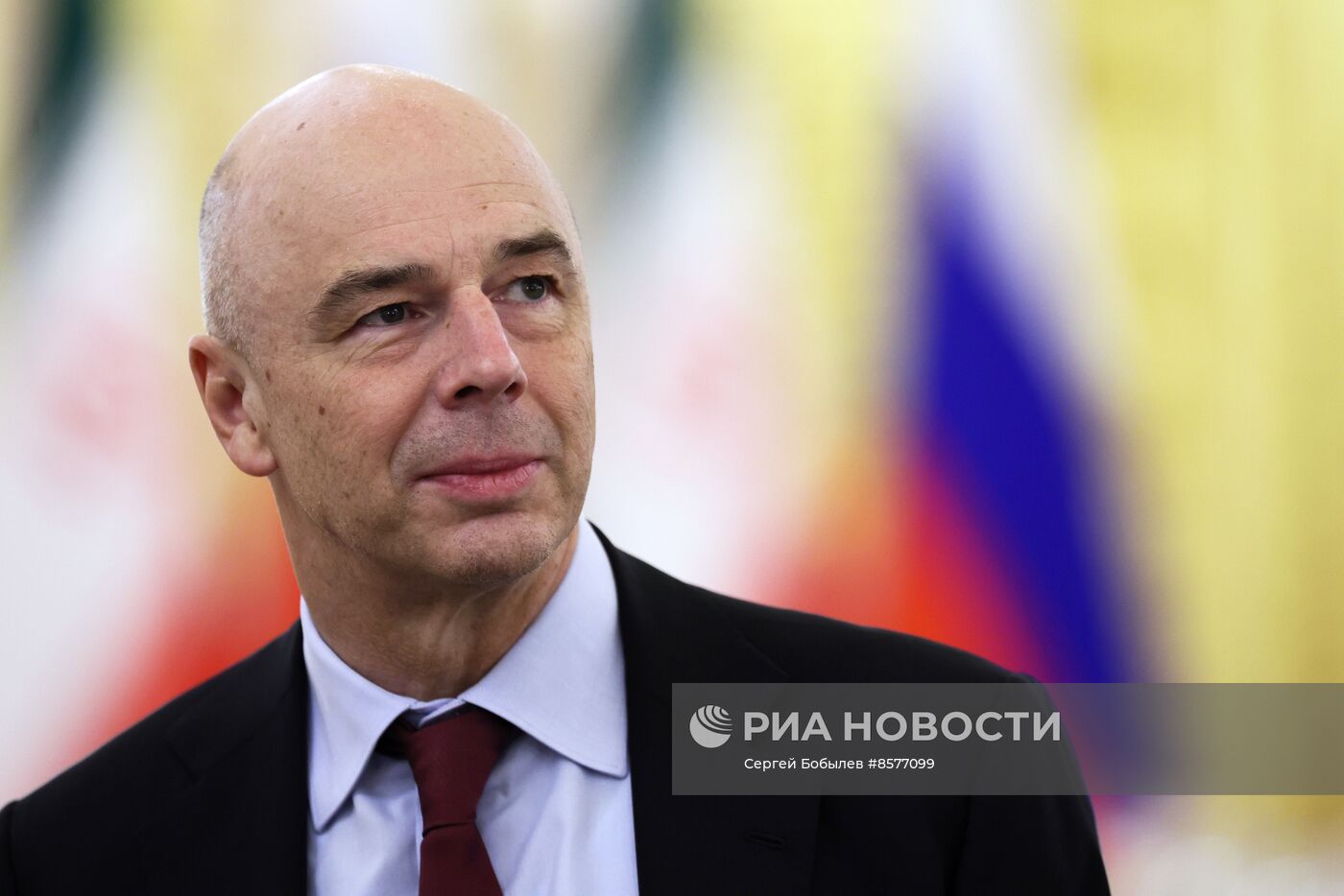 Встреча президента РФ В. Путина и президента Ирана Э. Раиси