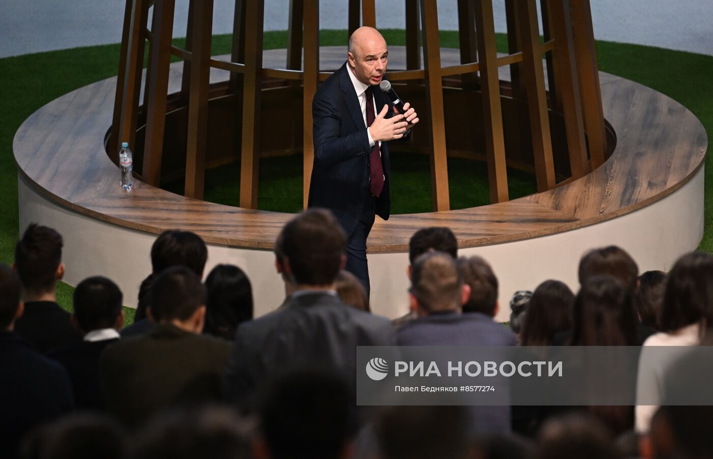 Выставка "Россия". Карачаево-Черкесская Республика. День региона