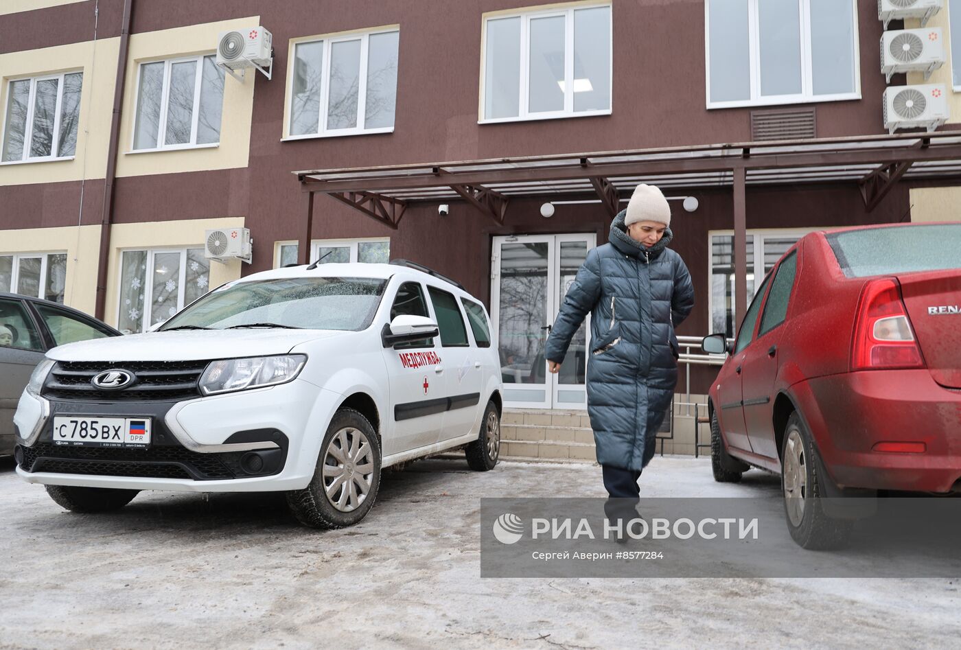 Осмотр жителей Волновахи врачами РОЦ им. проф. Г.В. Бондаря