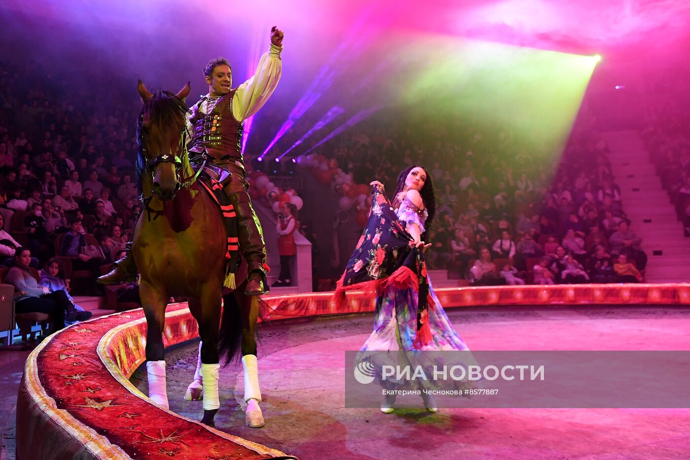 Открытие Международного циркового фестиваля "На языке мира" в Туле