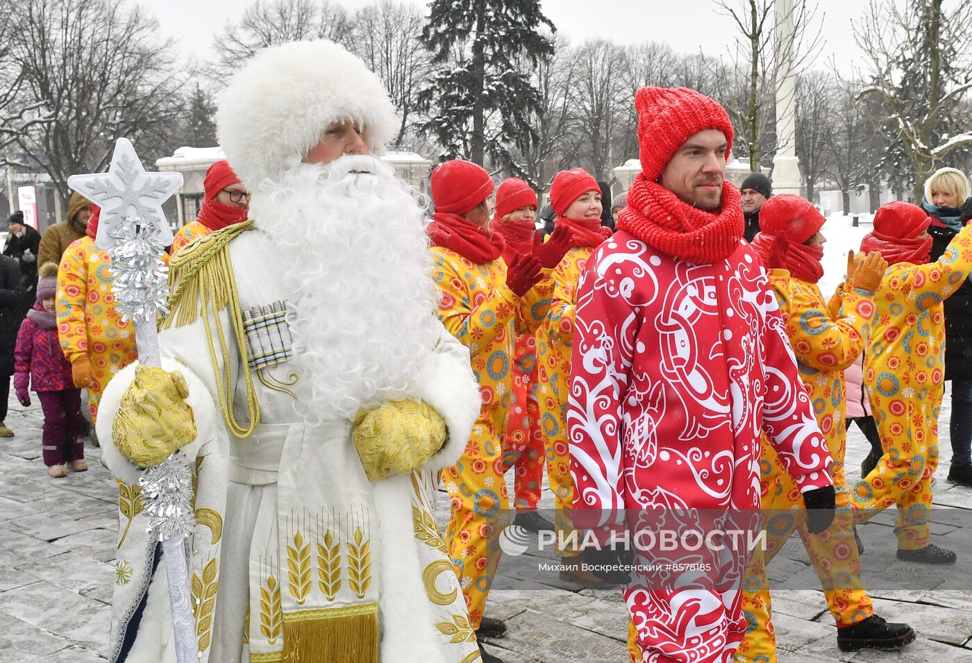 Выставка "Россия". День рождения ставропольского казачьего Деда Мороза