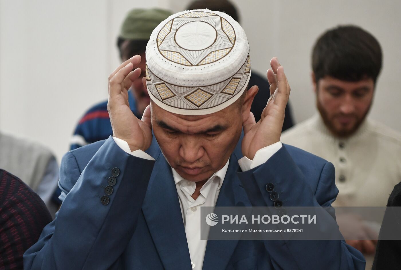 Первое богослужение в Соборной мечети Крыма