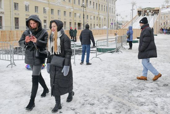 Открытие горки для катания на Дворцовой площади в Санкт-Петербурге