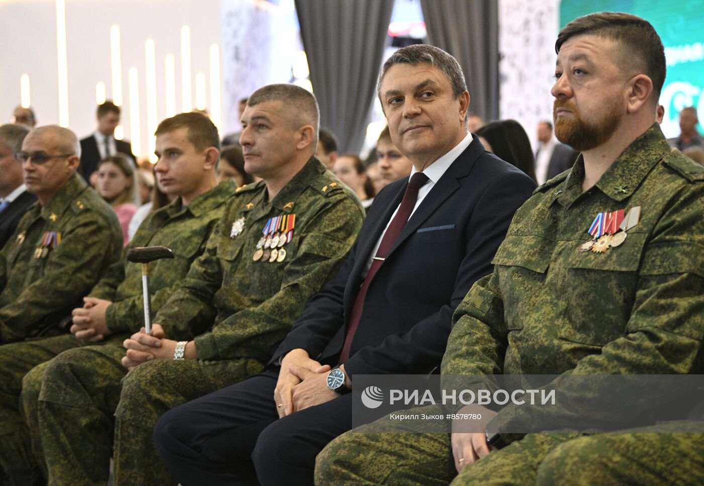 Выставка "Россия". Луганская народная республика. День региона