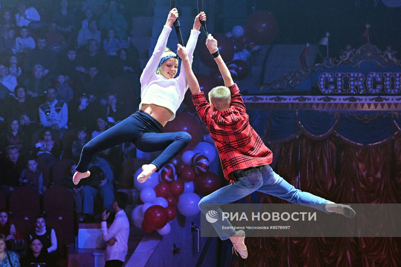 Международный цирковой фестиваль "На языке мира" в Туле