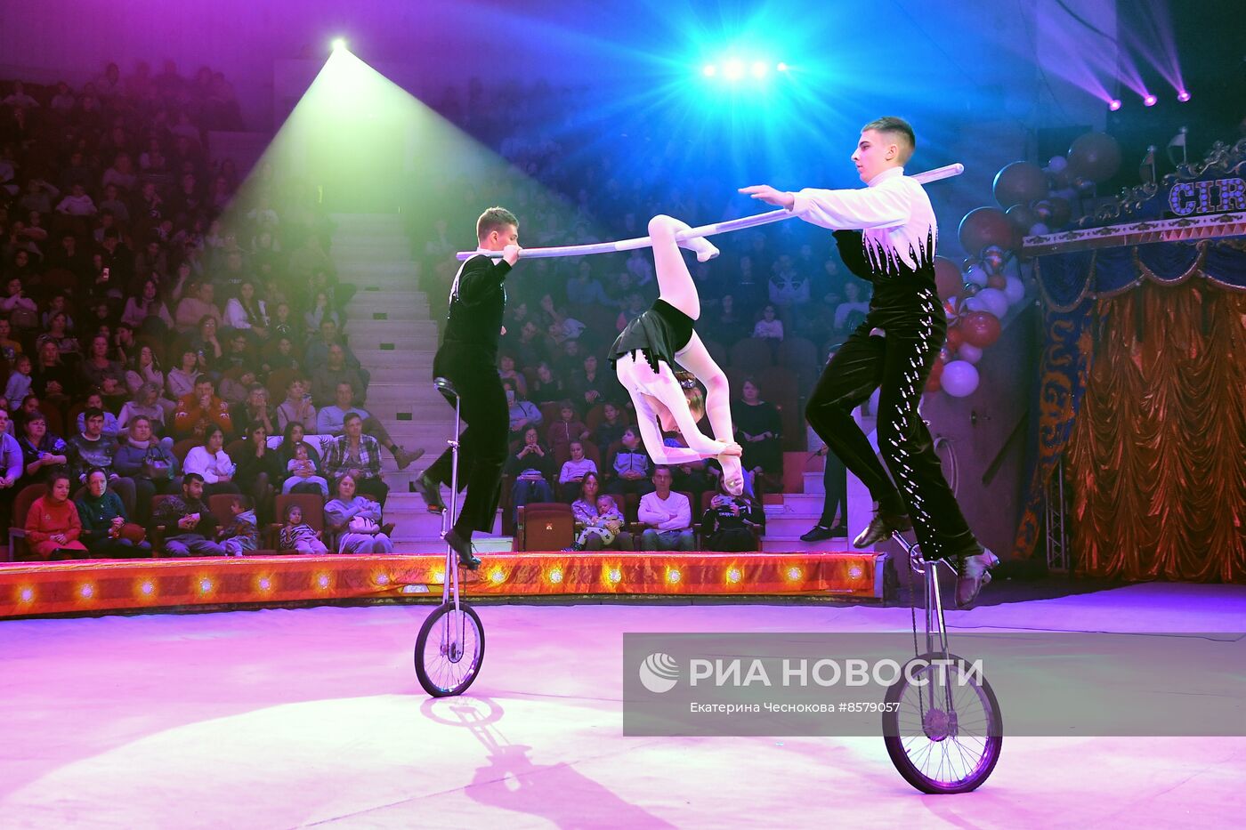 Международный цирковой фестиваль "На языке мира" в Туле