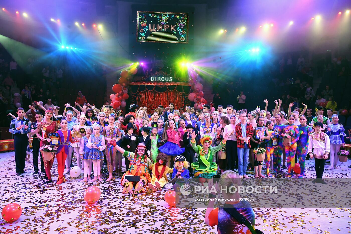 Международный цирковой фестиваль "На языке мира" в Туле