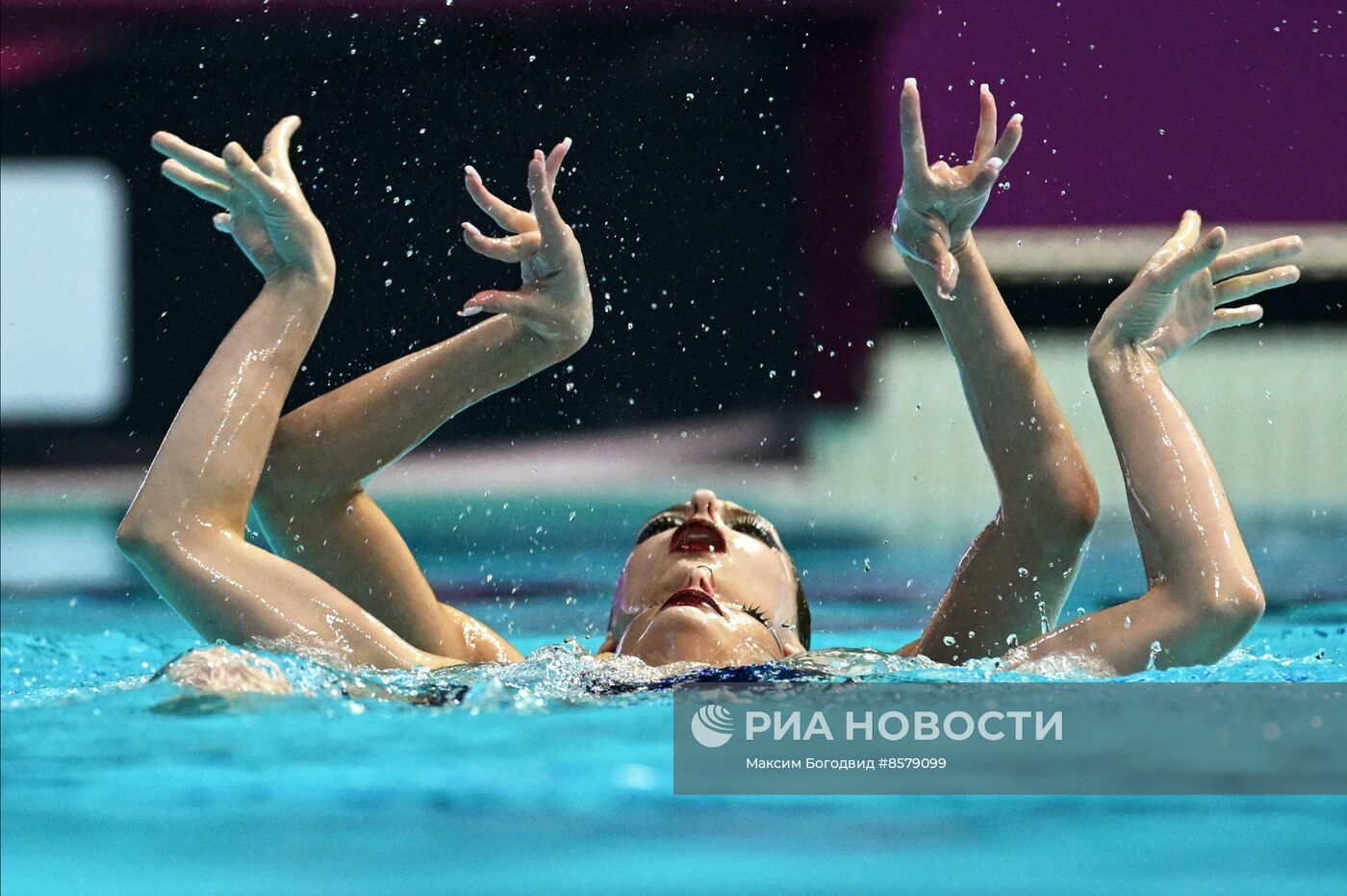 Синхронистки Лондон 2012 под водой