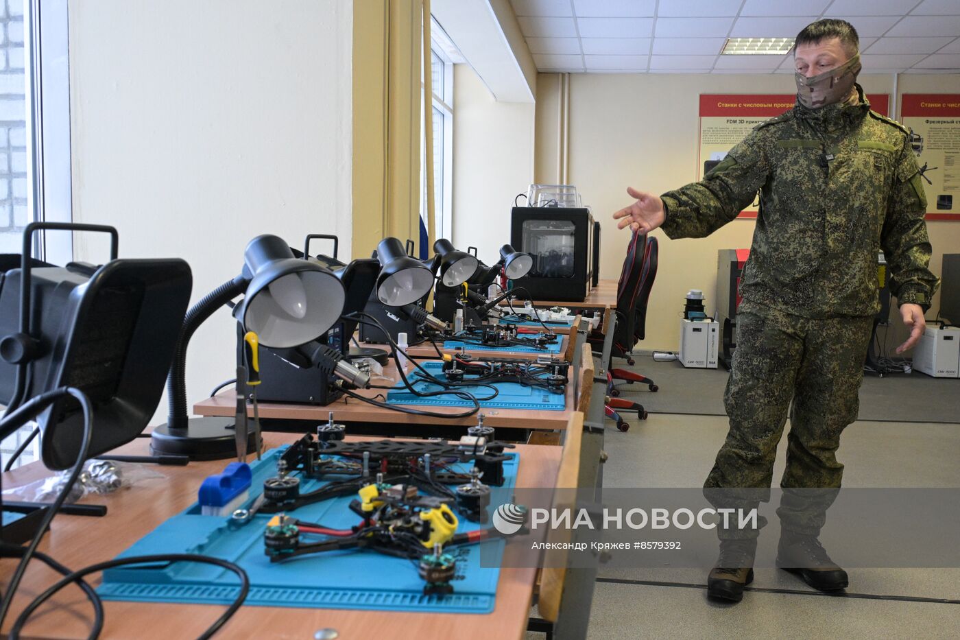 Занятия курсантов по боевой подготовке в Новосибирской области 